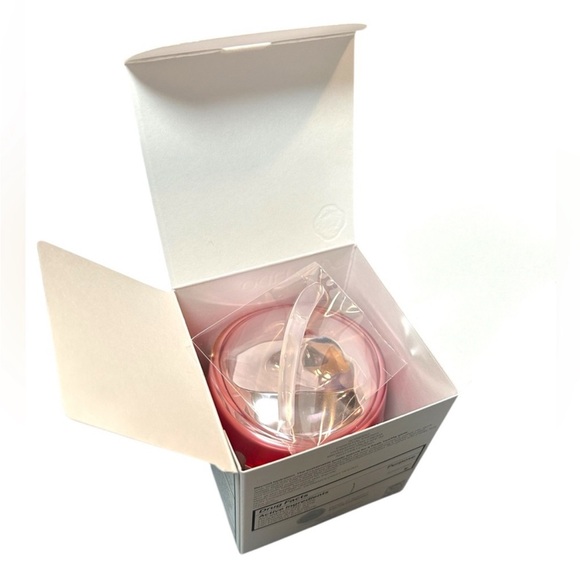 Shiseido Essential Energy Hydrating Day Cream SPF 20 w/Hyaluronic Acid - Picture 8 of 8